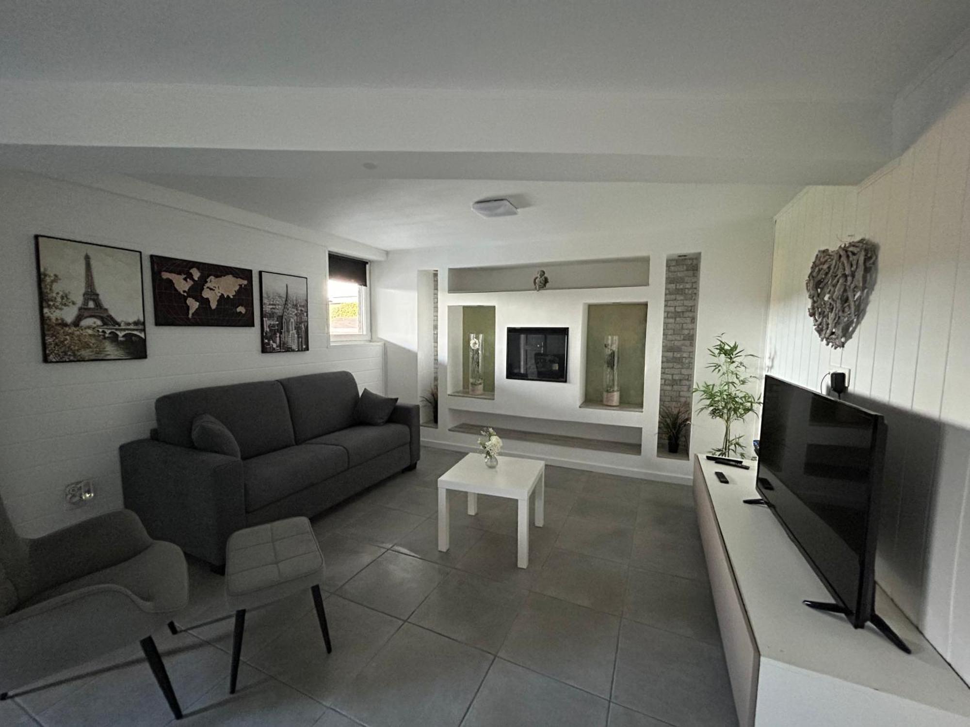Appart Dans Un Superbe Quartier Wierde Villa Namur Exterior photo